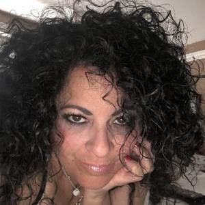 Meet your Posher, Sonia